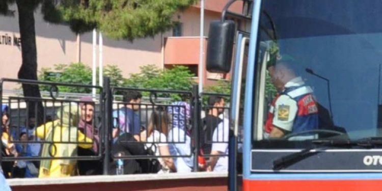 Tahliye olan hizmet mensupları tekrar tutuklandı!