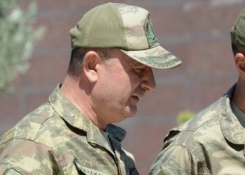 Zekai Aksakallı neden istifa edemez?