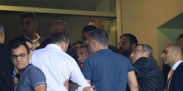 Mahmut Uslu ile Gökhan Saral birbirine girdi