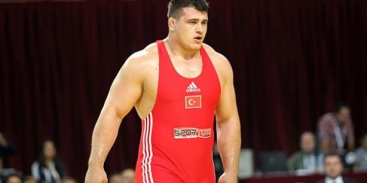 Rıza Kayaalp Dünya Şampiyonu