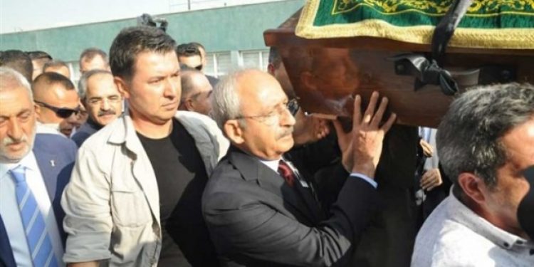 Şükrü Kızılot son yolculuğuna uğurlandı