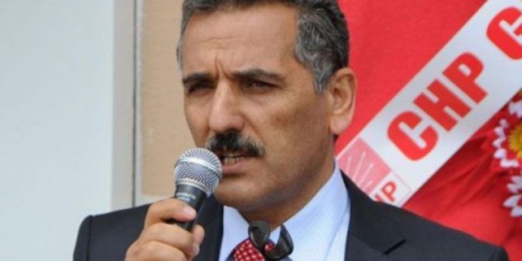 Vali’den öğretmenlere ‘öğrencileri dövme’ yetkisi!