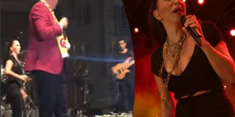 ​Sertab Erener, Belediye Başkanı’na sinirlendi, seyircileri sahneye davet etti