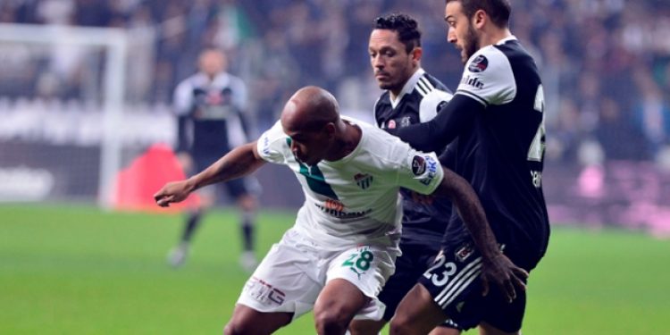 Beşiktaş, taraftarının önünde Bursaspor’a puan vermedi