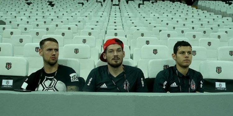 Beşiktaş’ta 4 futbolcu U-21’e gönderildi!