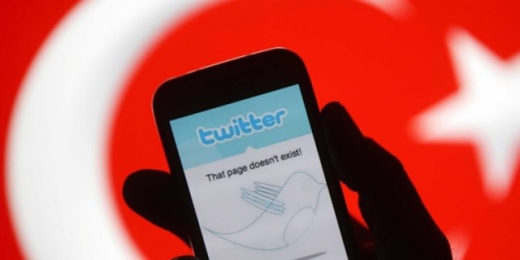 Bir haftada altı kişiye sosyal medya gözaltısı