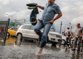 İstanbul yine yağmura teslim oldu