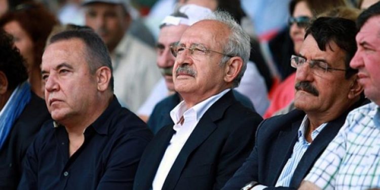 Adalet Kurultayı’ndan hükümete “acil reform” çağrısı