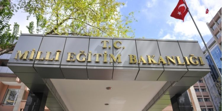 Bakanlık Tunceli’deki öğretmenlerin tayinini durdurdu