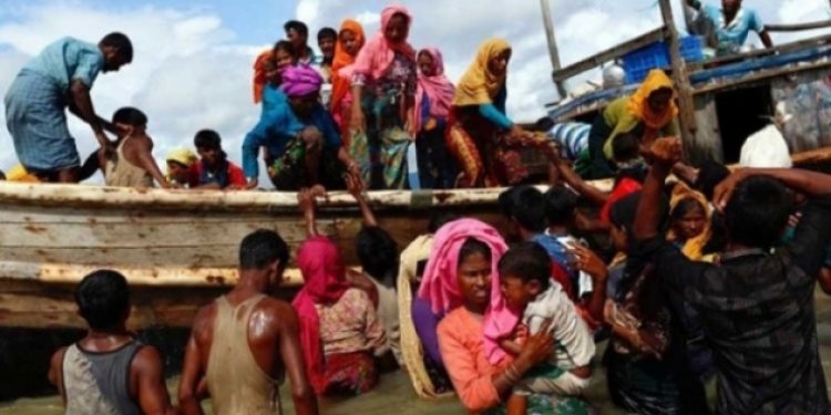 BM: Bangladeş’e sığınan Arakanlıların sayısı 370 bine ulaştı