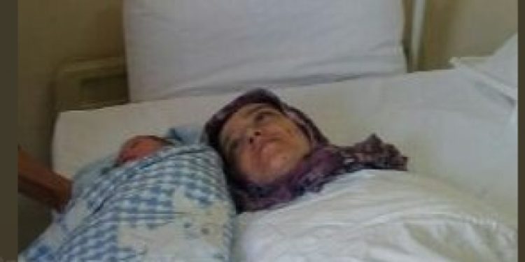 Polis bugün doğum yapan anneyi gözaltına almak için kapıda bekliyor