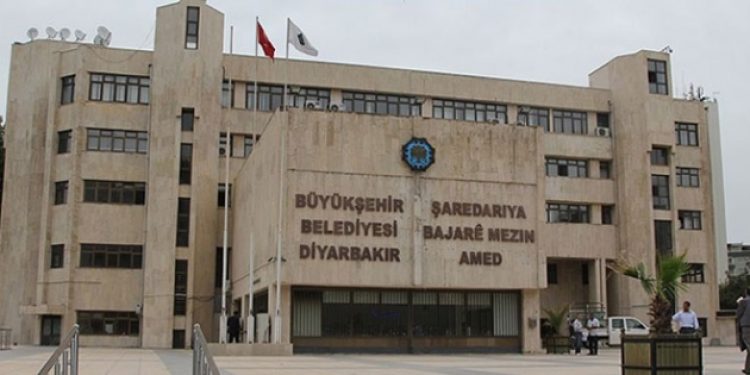 Belediyelere atanan kayyımlar yolsuzluk yapıyor iddiası!