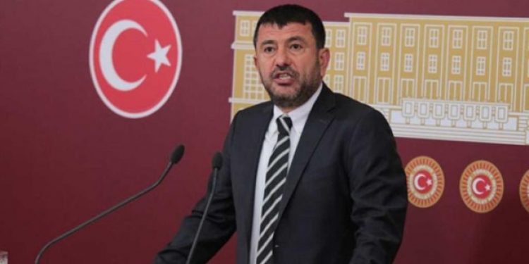 El konulan hizmet yurtlarının kaçı Ensar Vakfı’na peşkeş çekildi?