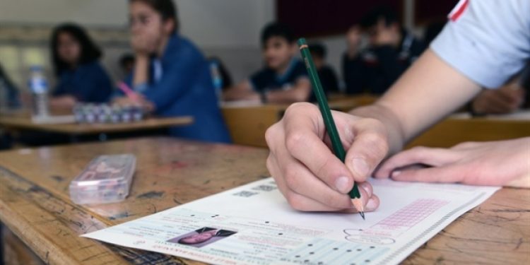 Erdoğan rejimi eğitimi kevgire çevirdi!