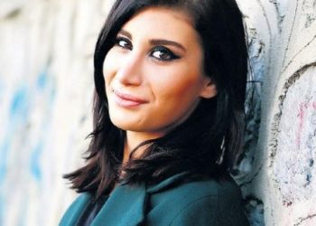 İrem Derici’den kötü haber