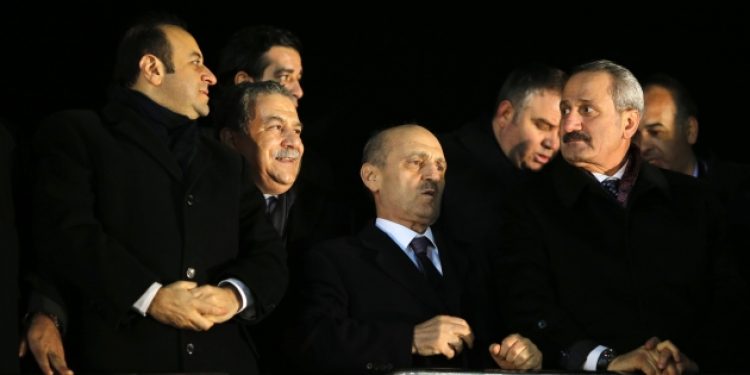 AKP’lilerin ABD’deki dava ile ilgili cevap veremediği 2 soru