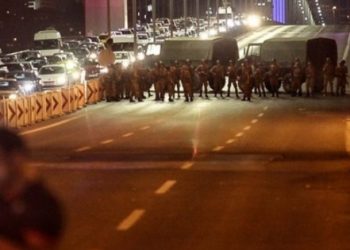 AKP’liler darbeden önce Boğaz Köprüsü’ne çıkmış!