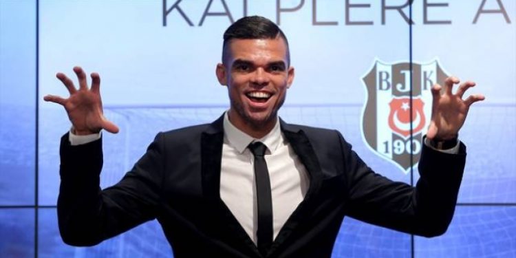 Pepe’ye büyük onur