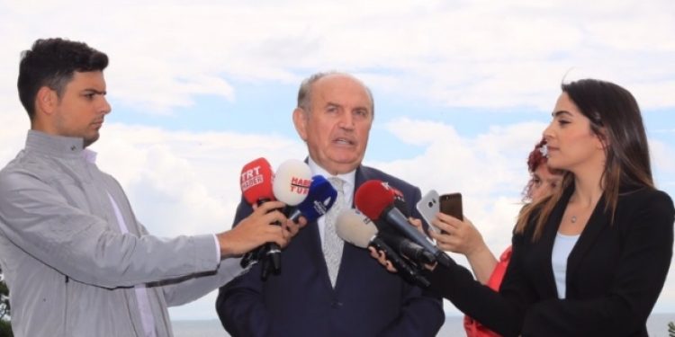 Kadir Topbaş istifa etti!