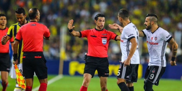 Negredo’dan Ali Palabıyık’a tepki!