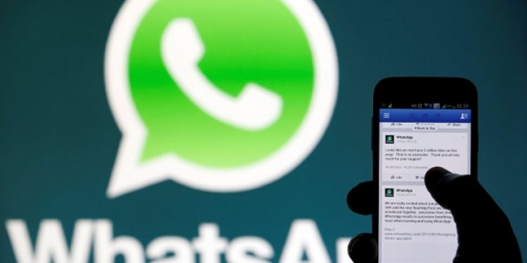 WhatsApp ve Facebook ‘birleşiyor’