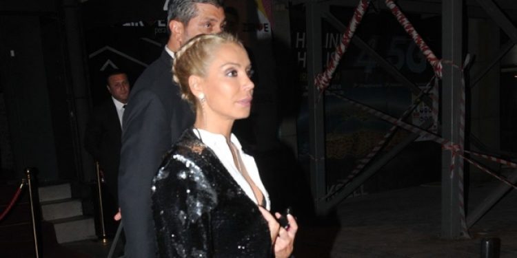 Öykü Serter’e yakın koruma