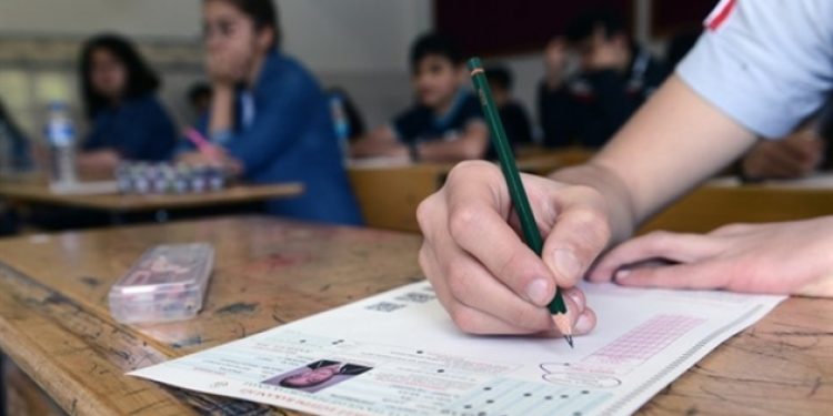 TEOG’un yerine torpil sistemi: Gariban yandı!