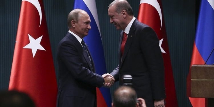 ​’Ne oyun kurması, top toplayıcı bile değiliz’