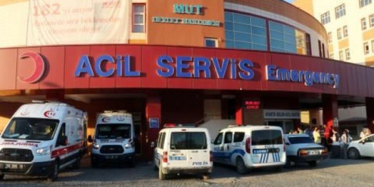 Yemekten zehirlenen 63 öğrenci hastaneye kaldırıldı