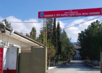 Hizmet tutuklularına zalim uygulama!