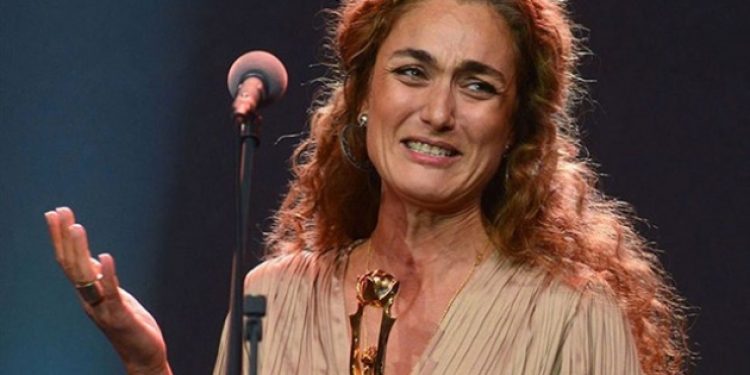 Köklükaya ödülünü Nuriye ve Semih’e ithaf etti