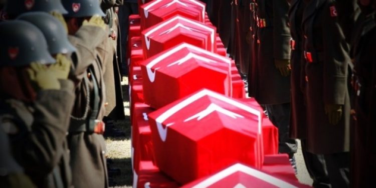 Hakkari’de patlama! 4 şehit, 4 yaralı