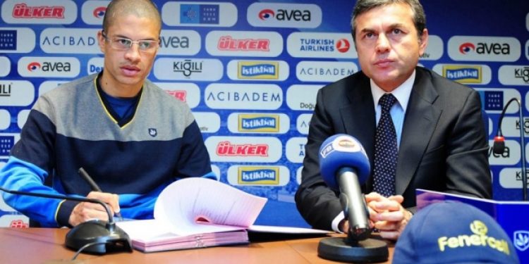 Alex de Souza’dan Aykut Kocaman’a: ‘Kulübün efsanesi’