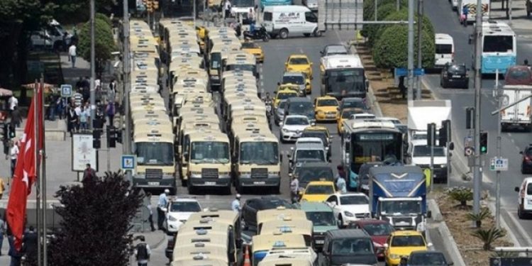 İstanbul’da dolmuşa da zam geldi!