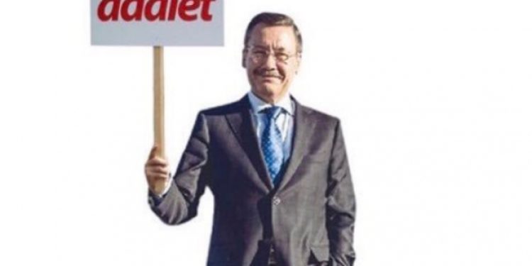 Twitter’da gündem Melih Gökçek: #DirenMelih