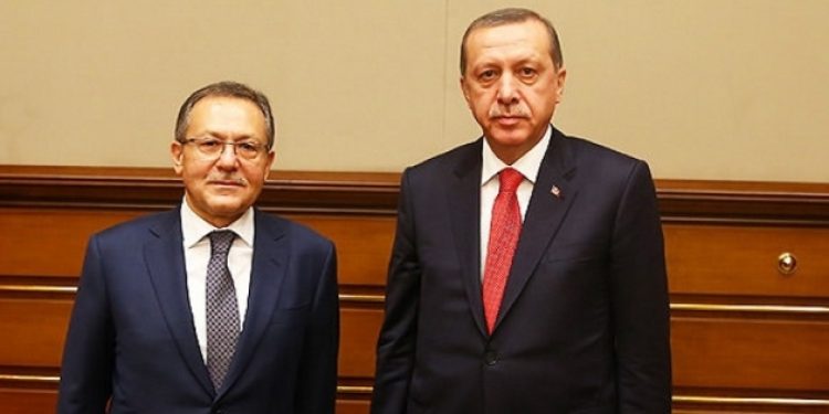 İstifa ettirilemeyen AKP’li başkan: “İstenilen paraları da açıklayayım mı?”