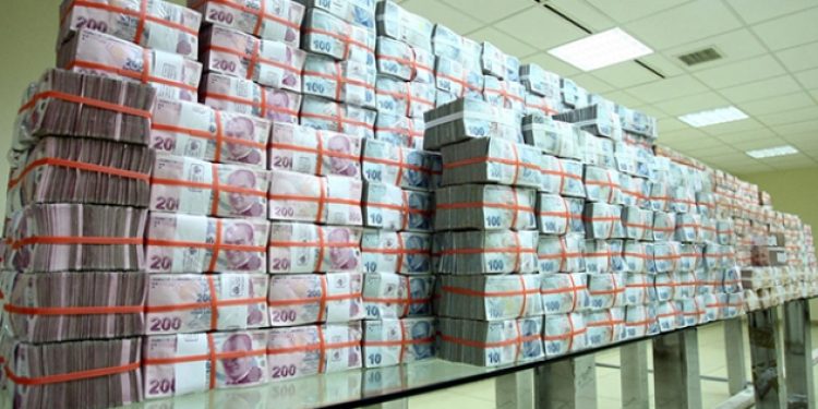 Nakit açığı alarm veriyor!