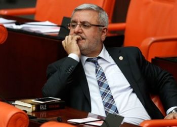 Mehmet Metiner Abdulkadir Selvi’yi topa tuttu