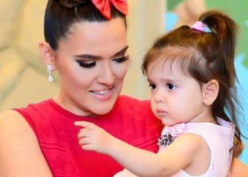 “O bebeği çöpe atacağınıza bana getirseydiniz”
