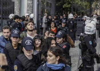 İstanbul Üniversitesi’ndeki 10 Ekim anmasında 67 gözaltı