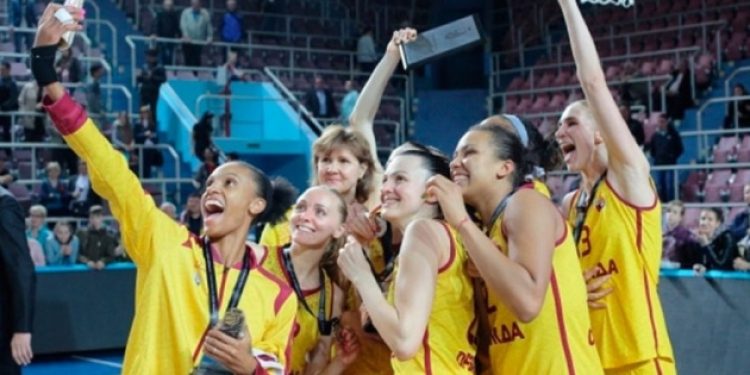 Fenerbahçe’nin rakibinin ABD’li oyuncuları Türkiye’ye alınmadı