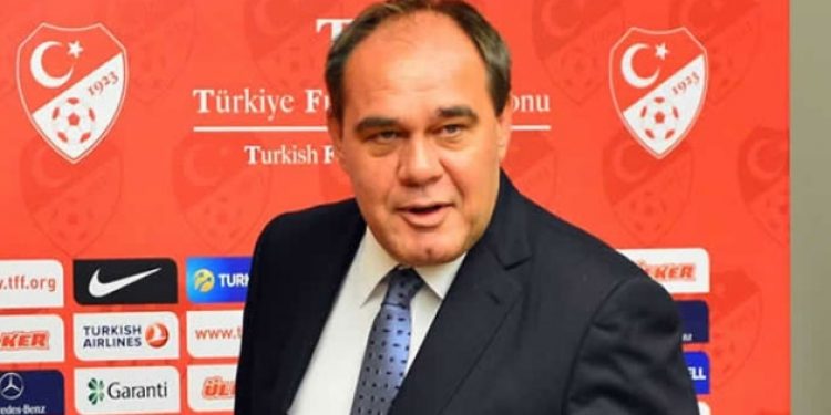 Ampute Milli Takım’ın başarısını kendisine yazdı
