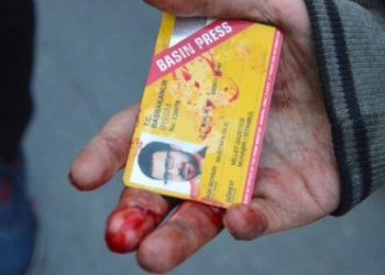 889 gazetecinin sarı basın kartı iptal edildi