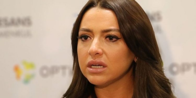 Hadise takıntılı hayranı ile karakolluk oldu