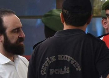 Tahliye edilmeyince bayıldı