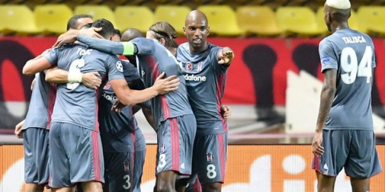 Beşiktaşlı futbolular  prim zengini!