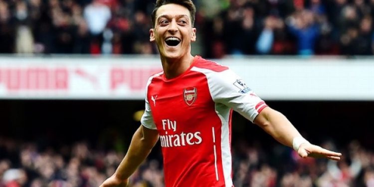 Arsenal Mesut Özil için kulüp arıyor