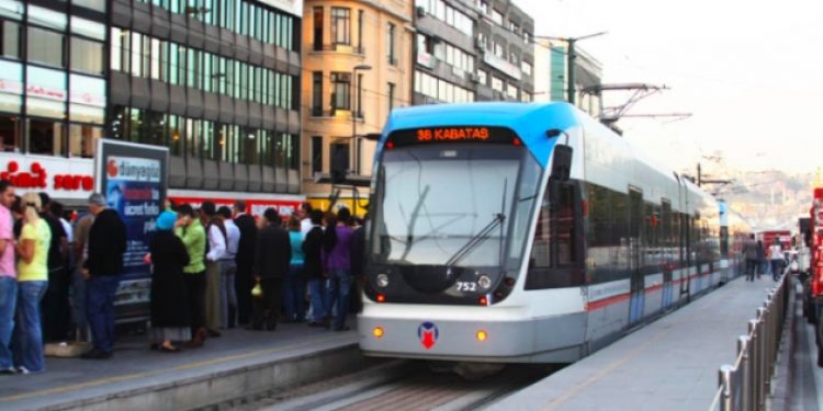 İstanbul’daki tramvay seferleri durdu!