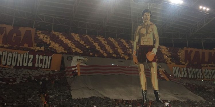 Sylvester Stallone o koreografiyi hayranlarıyla paylaştı