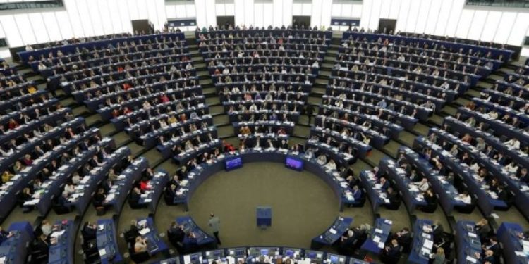 Türkiye’ye yardımlardan 80 milyon euro kesinti